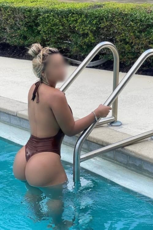 Escort Lismary - 888 Companions
