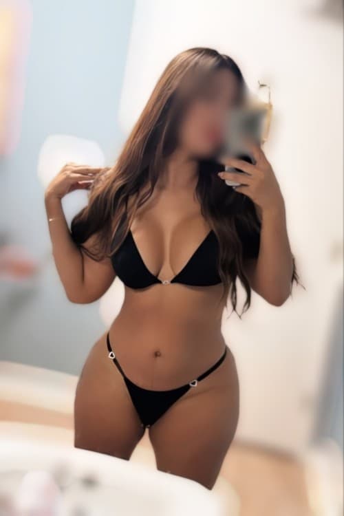 Escort Adri E - 888 Companions